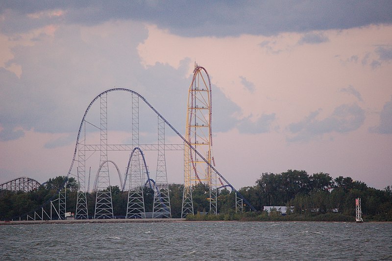 2. Top Thrill Dragster