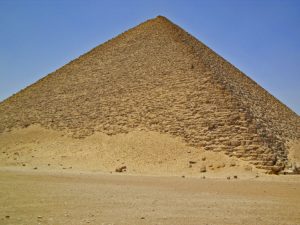 The 10 Oldest and Most Famous Pyramids in the World - TheBiteTour.com