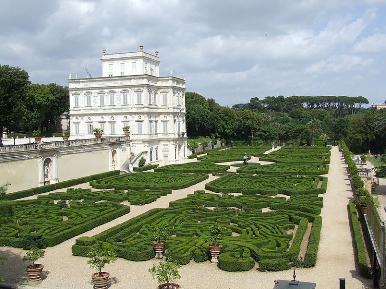 The Largest and Most Beautiful Urban Parks in Italy - TheBiteTour.com