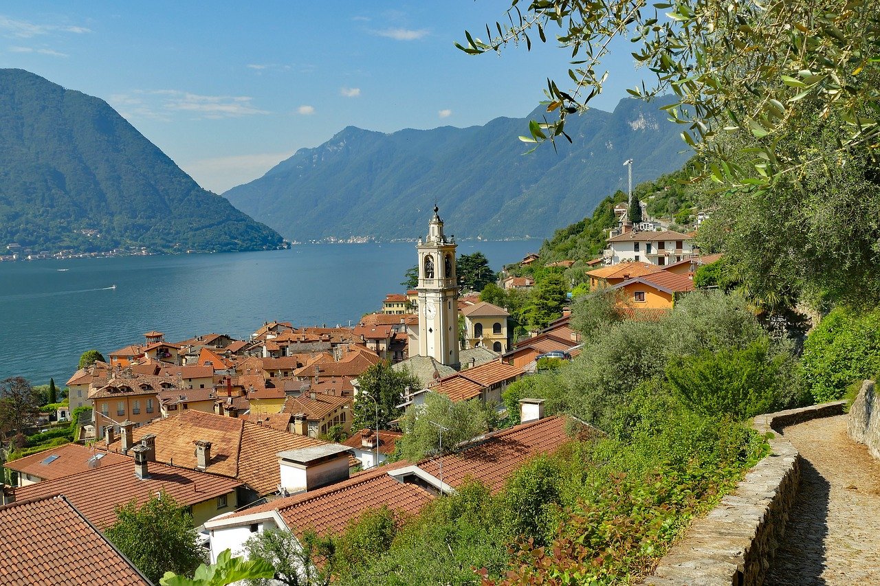 lake como italy