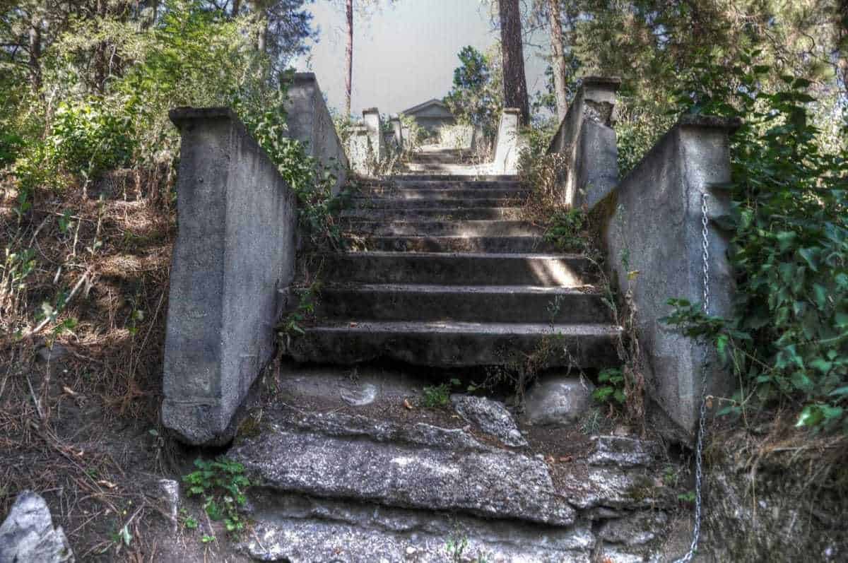 “1000 steps” of Greenwood Cemetery, Spokane
