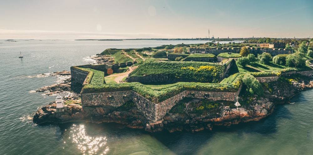 5-Hour Helsinki and Suomenlinna Sightseeing Tour
