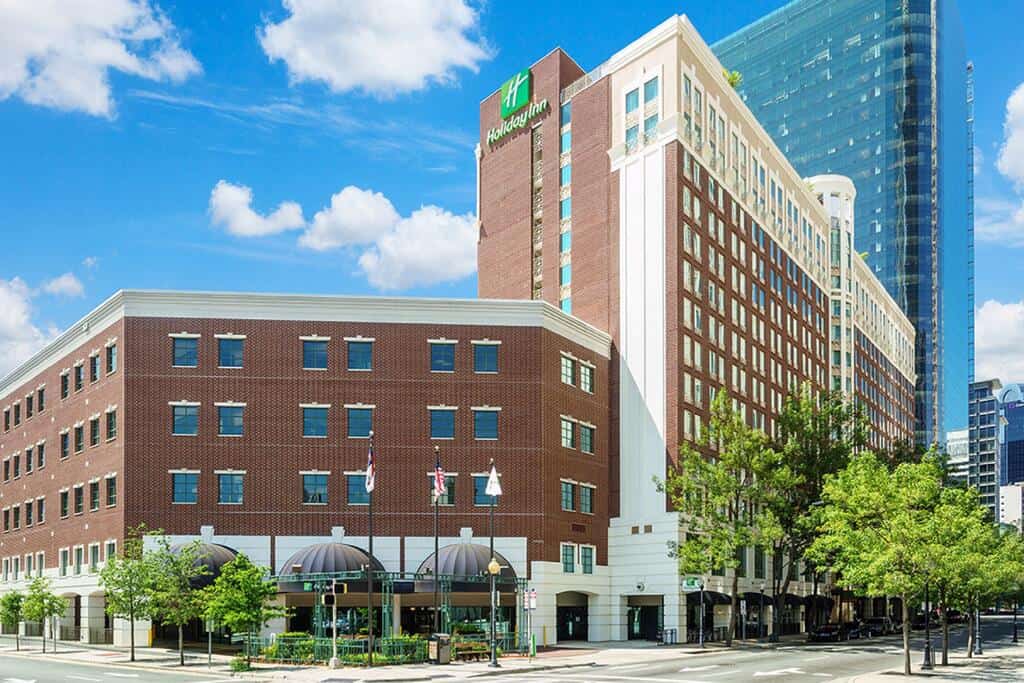 Holiday Inn Charlotte Center City