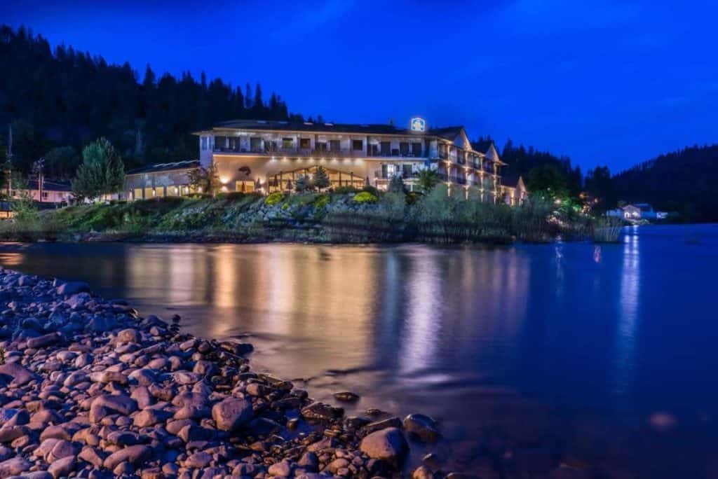 Best Western Lodge at River’s Edge
