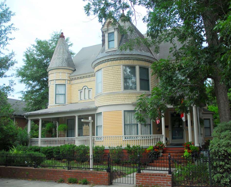 C. W. Worth House Bed and Breakfast