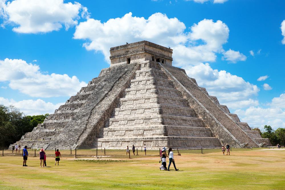 Chichén Itzá, Ik Kil Cenote and Valladolid Full Day Tour