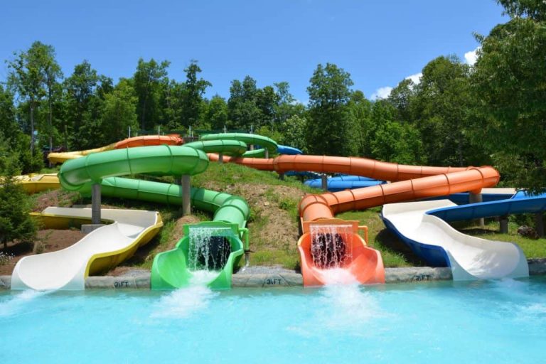 Dollywood’s Splash Country, Great Smoky Mountains