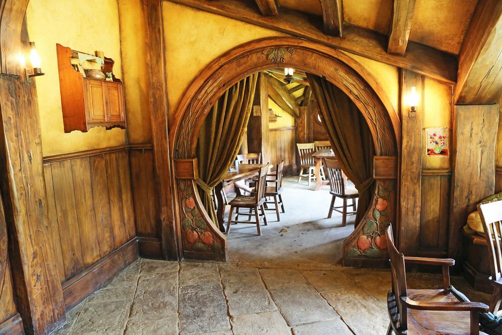 Early-Bird Hobbiton Movie Set Tour from Auckland