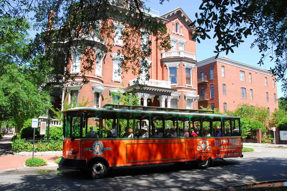 Hop-on Hop-off Trolley Tour of Savannah Old Town