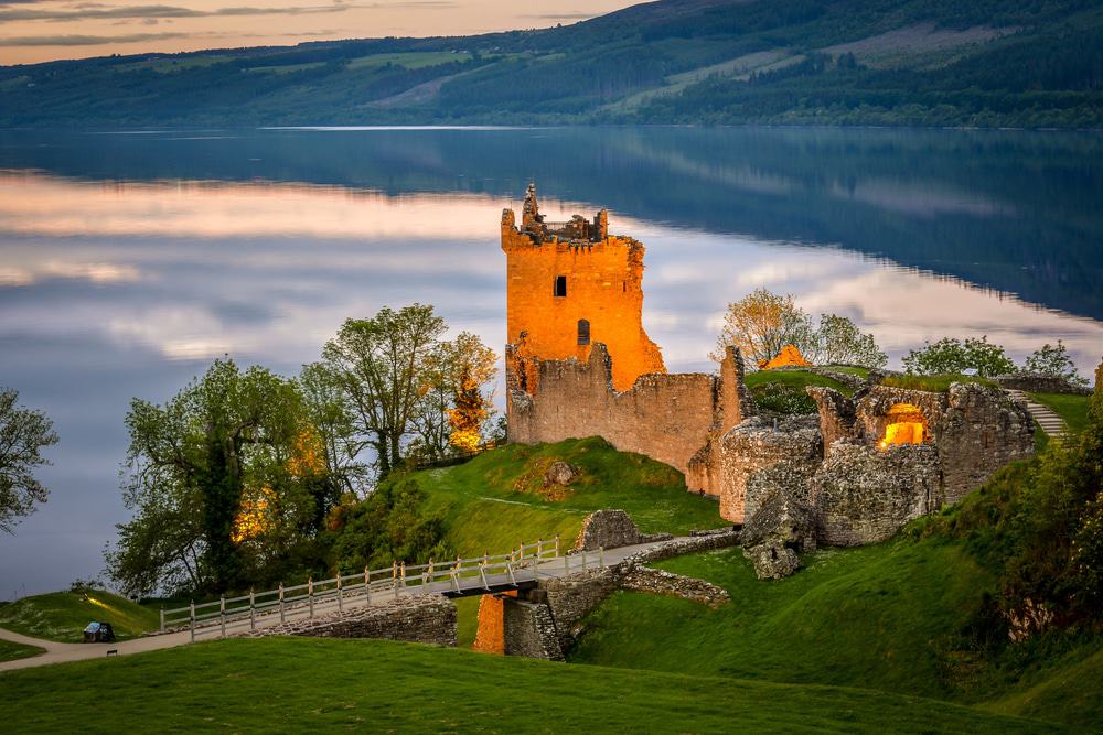 Loch Ness Cruise and Urquhart Castle