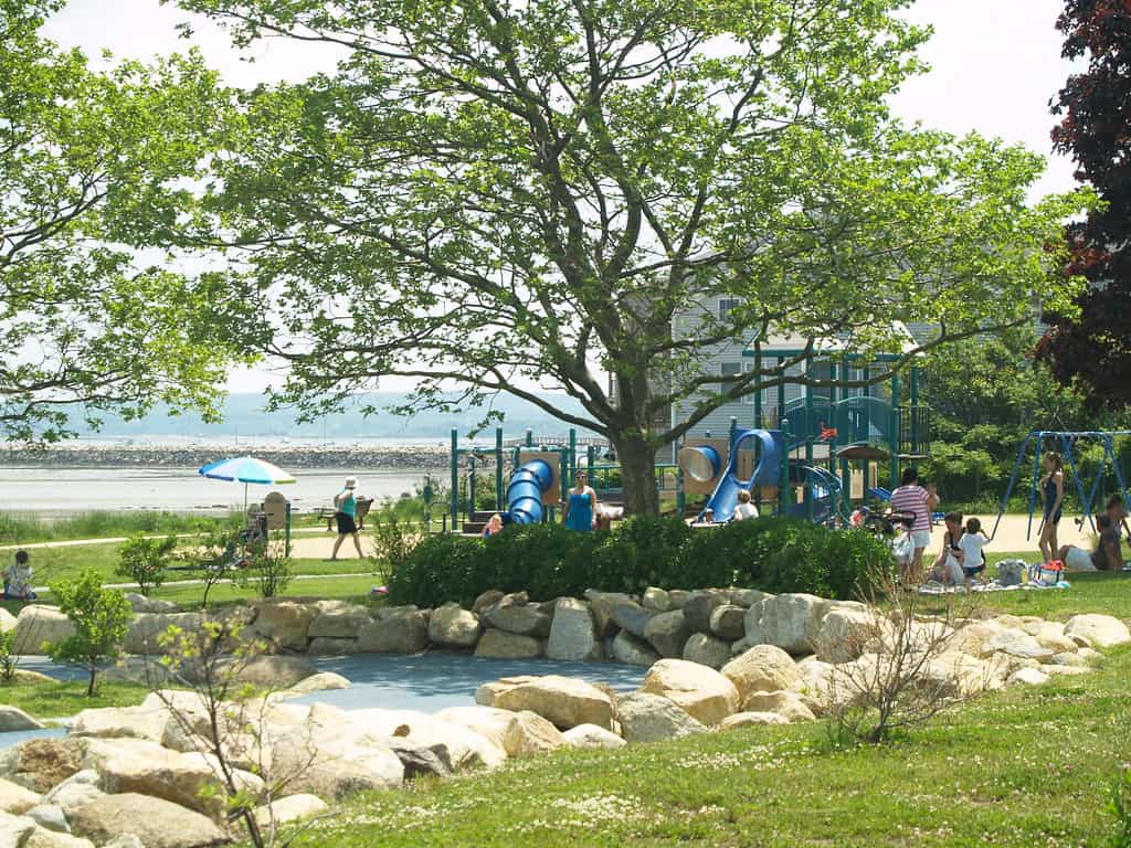 Nelson Memorial Beach Park