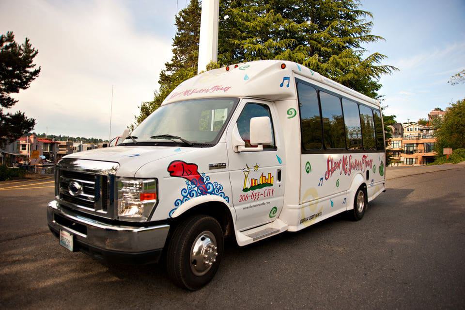 Seattle City Highlights Small Group Minivan Tour