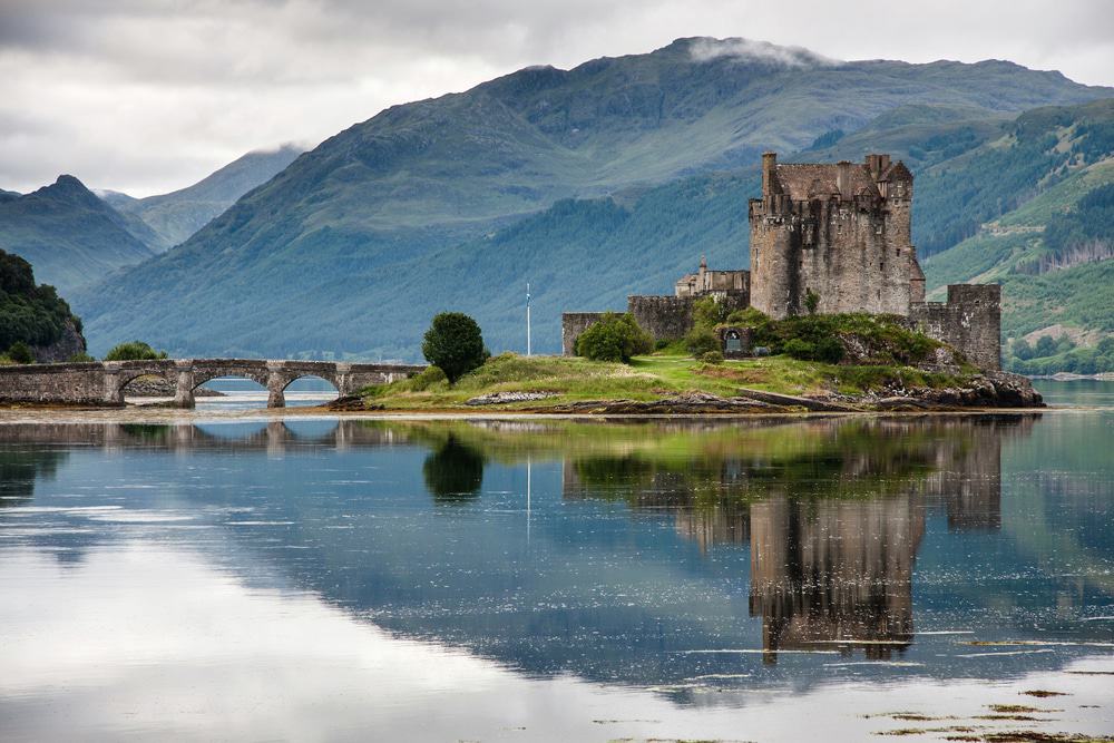 Skye and Eilean Donan Castle Small-Group Tour from Inverness