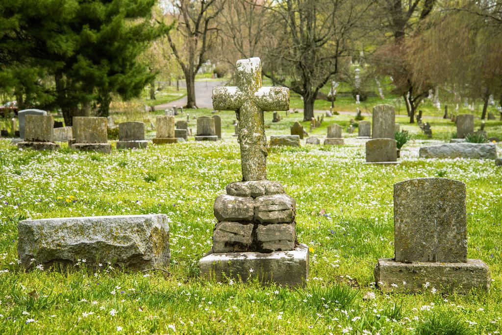 Wander the graves of Lexington Cemetery